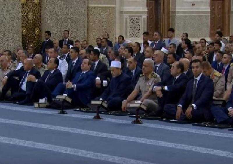 الرئيس السيسي يستمع لخطبة عيد الأضحى من مسجد عاصمة مصر بالعاصمة الإدارية