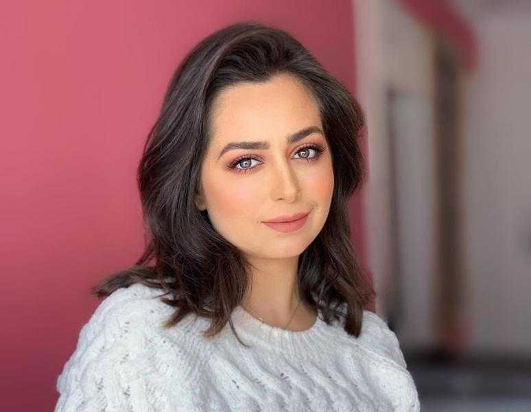 هبة مجدي: العيد يذكرني بفستان الطفولة.. وبتربى من أول وجديد مع أولادي