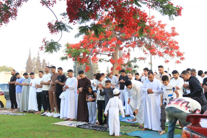 خط أحمر