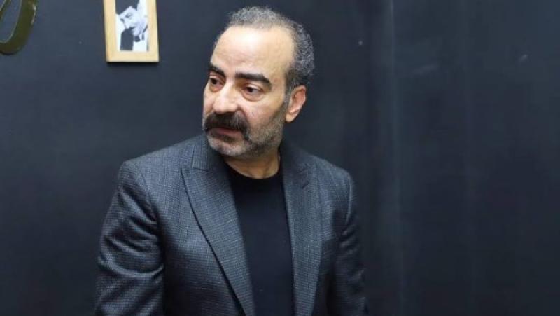 خط أحمر