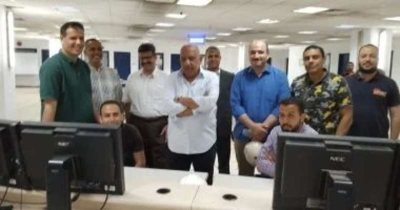خط أحمر