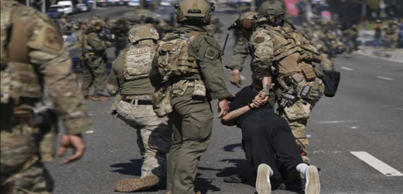 حاكم ولاية كاليفورنيا للمحتجين: كونوا سلميين ولا تمنحوا ترامب ما يريده