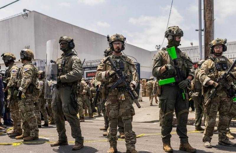 الجيش الأمريكي ينشر 700 جندي من قوات مشاة البحرية في لوس أنجلوس