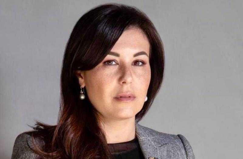 ياسمين خميس تعلن توفير وظيفة لنجل شهيد الشجاعة خالد عبد العال