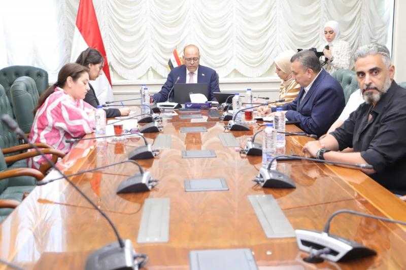 وزير العمل يبحث مع وفدِ من ”الإتحاد الأوروبي” التعاون في المجالات ذات الإهتمام المُشترك
