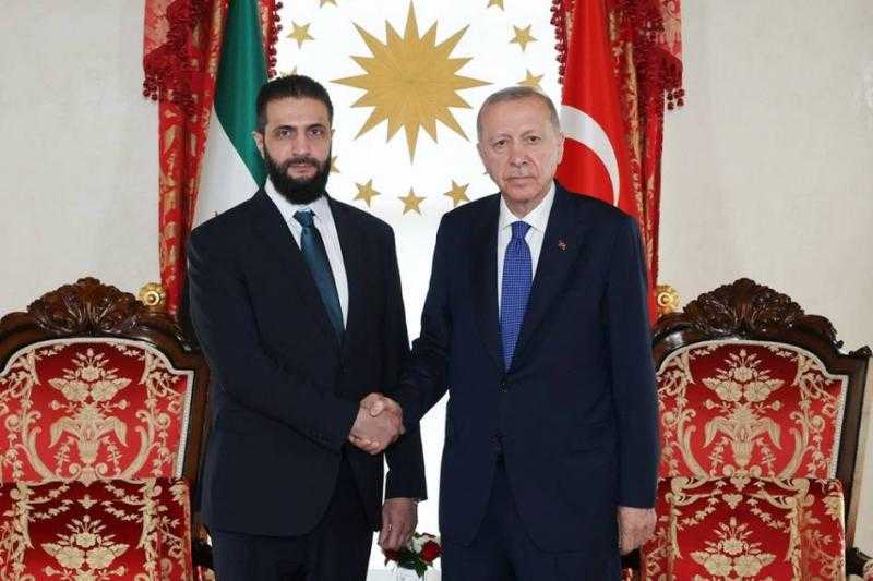 واشنطن ترفع العقوبات وأنقرة تستقبل الشرع بترحيب رسمي