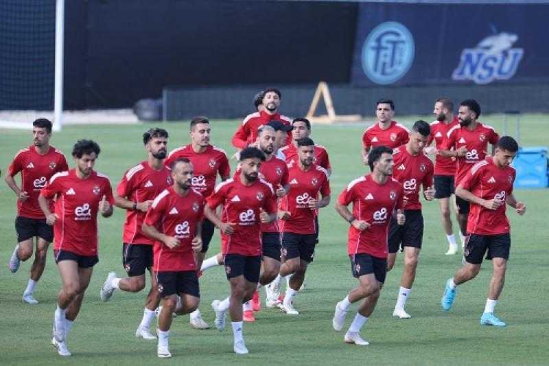 بعثة الأهلي تصل ملعب «هارد روك» لخوض مواجهة إنتر ميامي