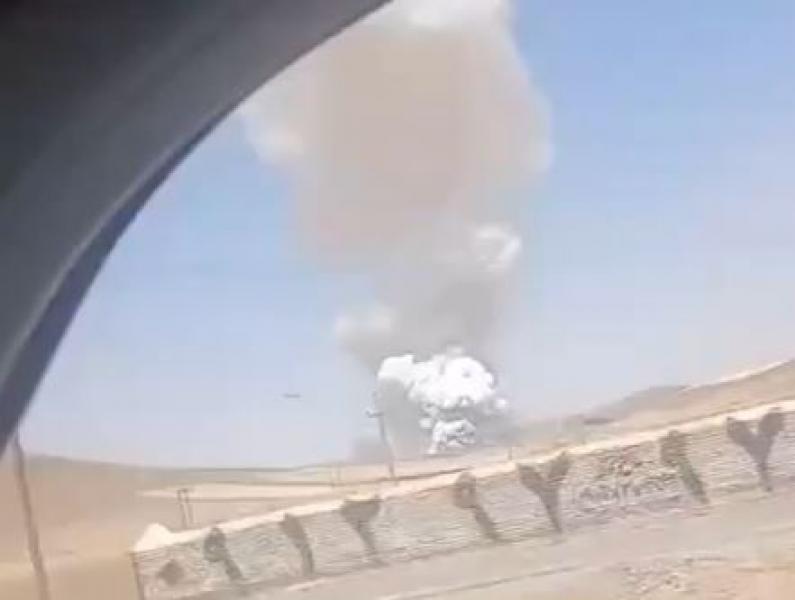 خط أحمر