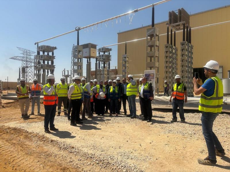 نائب وزير الكهرباء ورئيس «نقل الكهرباء» يتابعان تنفيذ مشروع الربط المصري السعودي