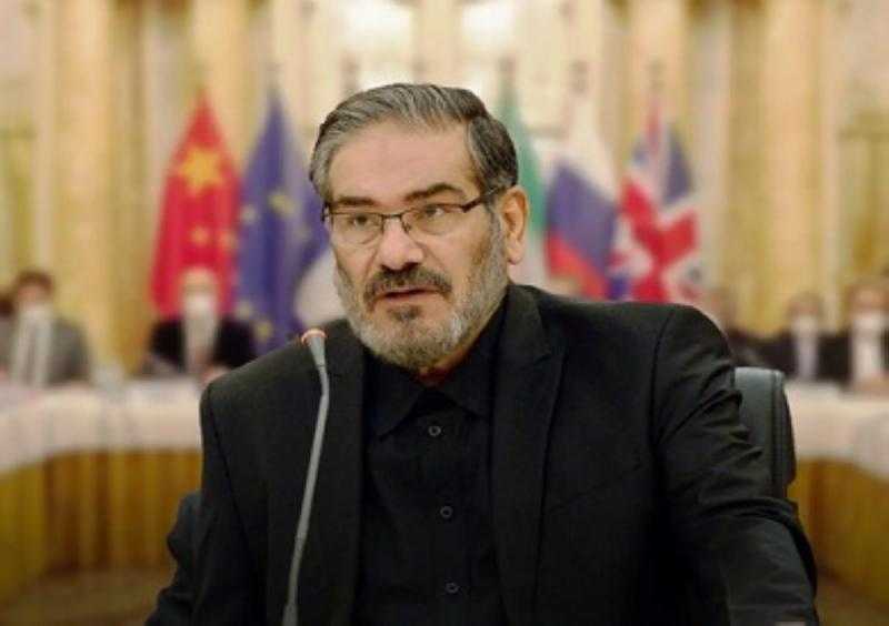 مقتل علي شمخاني مستشار المرشد الإيراني متأثرًا بإصابته في الهجوم الإسرائيلي