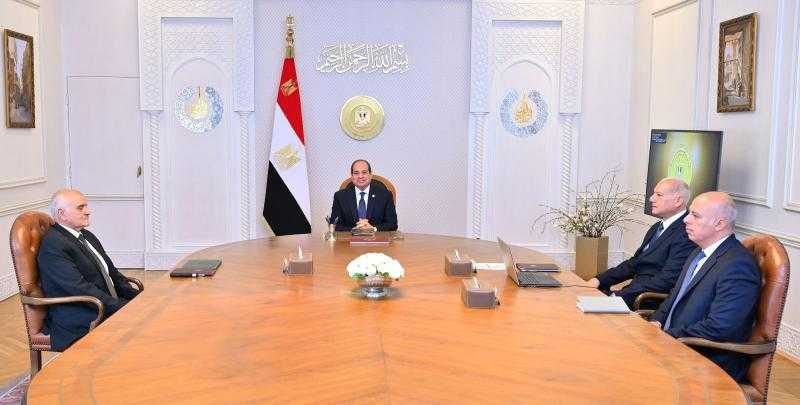 الرئيس السيسى يصدّق على إطلاق مبادرة ”مصر معاكم” للأبناء القصر للشهداء