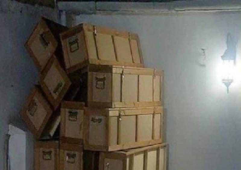 خط أحمر
