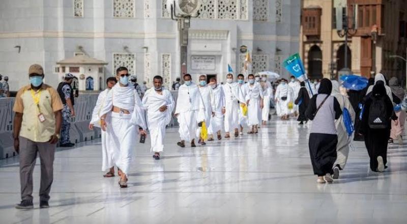 وزير الحج السعودي يطمئن بعثة إيران على مغادرة أوائل الحجاج بسلام