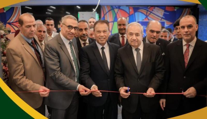 خط أحمر
