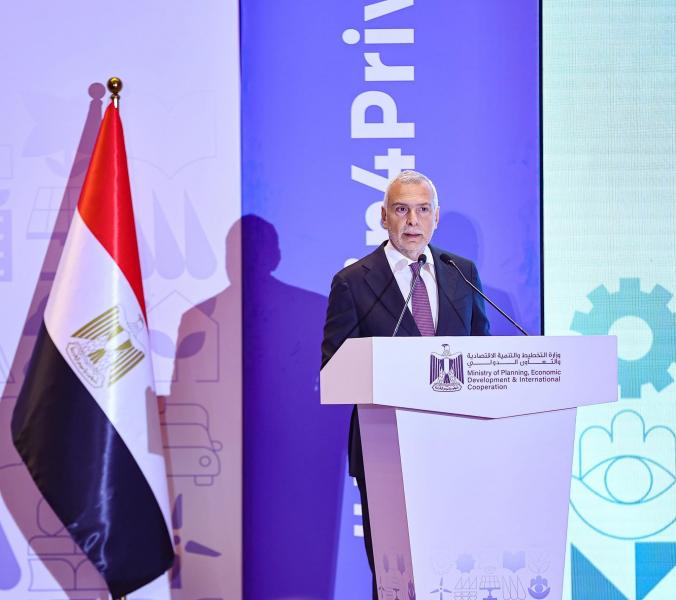 المدير العام لإدارة جنوب المتوسط والشرق الأوسط بالمفوضية الأوروبية: آلية ضمانات الاستثمار تحشد 5 مليارات يورو من الاستثمارات