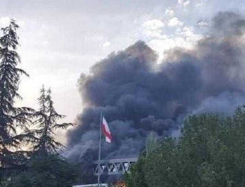 فيديو.. مشاهد لدمار كبير جراء استهداف إسرائيل لمبنى الإذاعة والتلفزيون في طهران