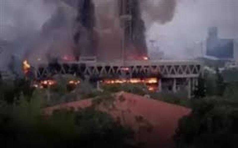 اندلاع حريق في مقر التلفزيون الإيراني