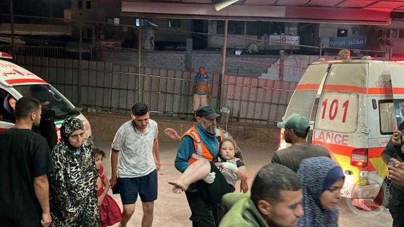 6 شهداء و30 مصابًا في قصف إسرائيلي استهدف منتظري المساعدات بغزة