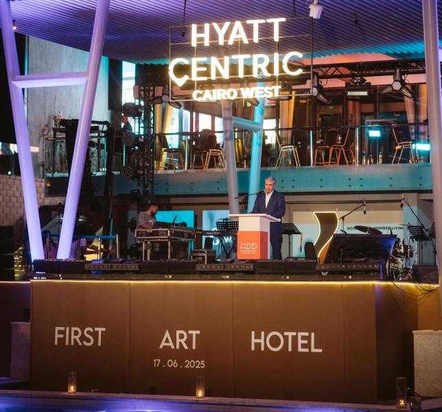 أول فندق للفنون في مصر وأفريقيا.. وزير السياحة يشهد الافتتاح الرسمي ”حياة سنتريك كايرو ويست”