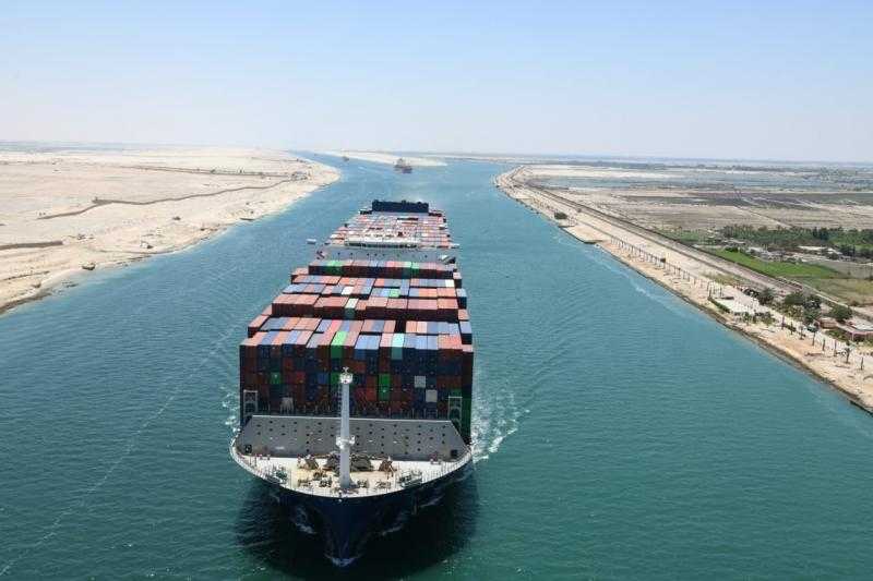 قناة السويس تشهد عبور سفينة الحاويات ”CMA CGM OSIRIS” ضمن قافلة الجنوب بحمولة 154 الف طن