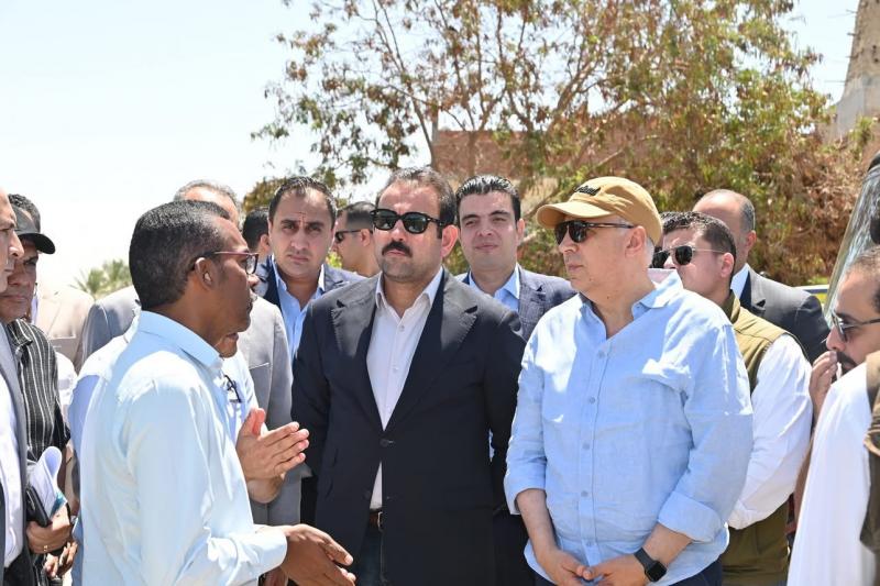 وزير الري يتفقد حالة المنظومة المائية بزمام ترعة السويس ويتفقد مزرعة المعاهدة التابعة لجهاز مستقبل مصر