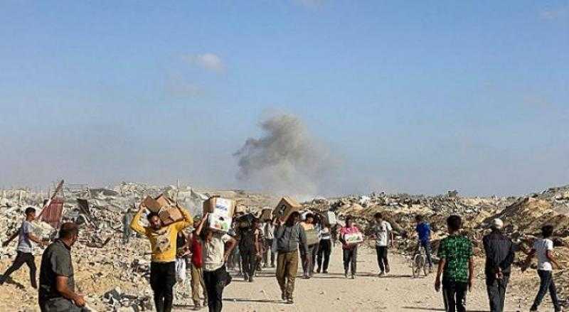 إصابة عدد من منتظري المساعدات الإنسانية وسط قطاع غزة