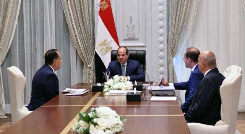 الرئيس السيسي يوجه باتخاذ كل الاحتياطات المالية والسلعية في ظل حالة التصعيد بالمنطقة