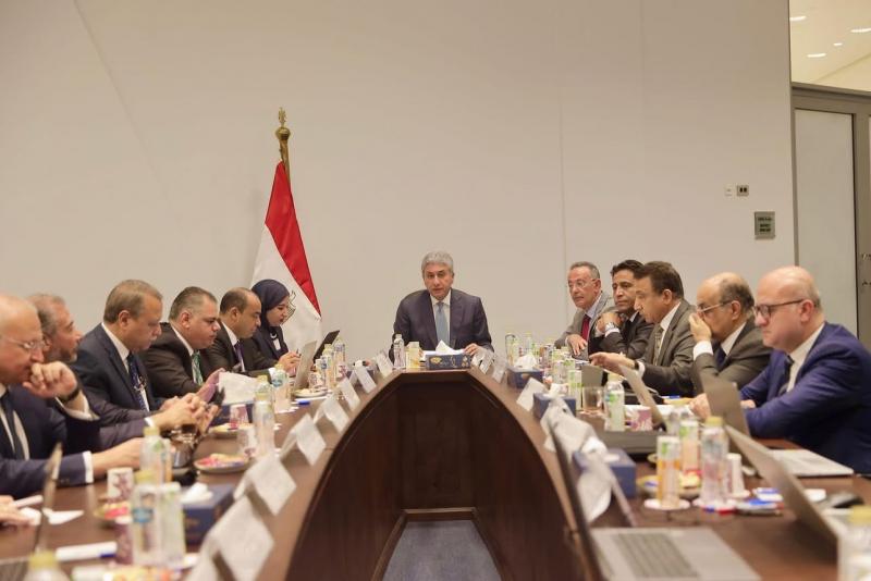 وزير السياحة والآثار يترأس اجتماع مجلس إدارة هيئة المتحف المصري الكبير
