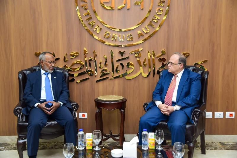 رئيس هيئة الدواء يستقبل وزير صحة موريتانيا لبحث سبل التعاون في الرقابة الدوائية