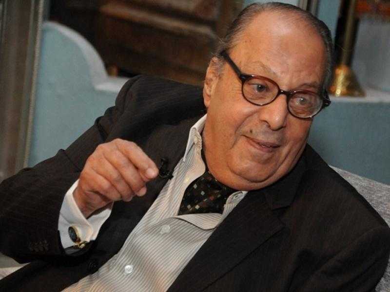أسامة عباس: تقاضيت أعلى أجر في مسيرتي الفنية بعد 30 عاما من العمل.. وزوجتي عانت معي