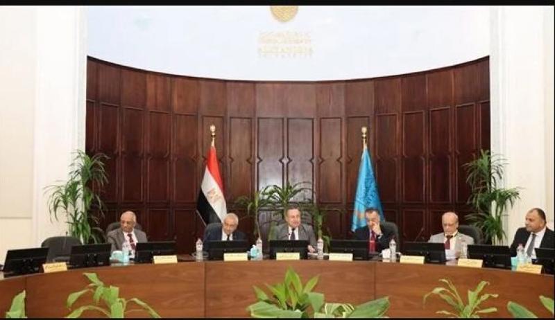 مجلس جامعة الإسكندرية يعتمد الخريطة الزمنية للعام الدراسي الجديد
