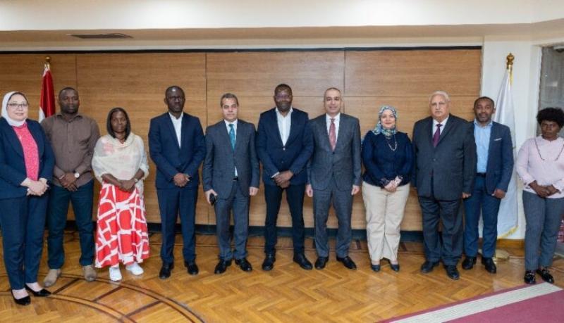 رئيس البنك الزراعي المصري يستقبل وفداً من جمهورية أنجولا للاستفادة من خبرات البنك في التمويل الزراعي
