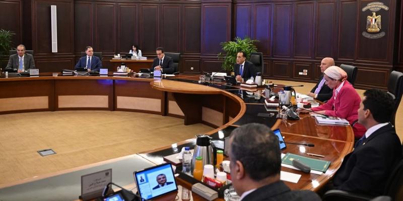 ١٠ قرارات لرئيس الوزراء في اجتماع الحكومة اليوم.. تفاصيل