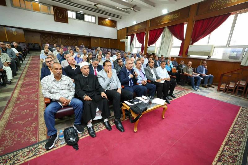 محافظ كفر الشيخ يتابع إجراءات التصالح في بعض مخالفات البناء بمدن ومراكز المحافظة