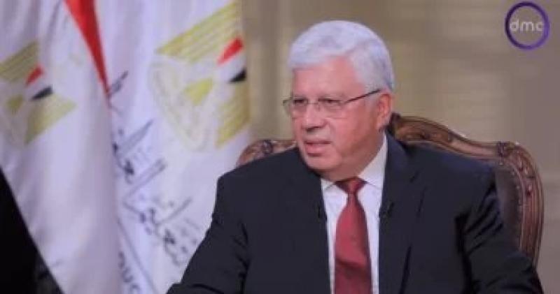 وزير التعليم العالي: ”الطب والصيدلة” لم تعد كليات قمة.. وهذه رسالتي لأولياء الأمور