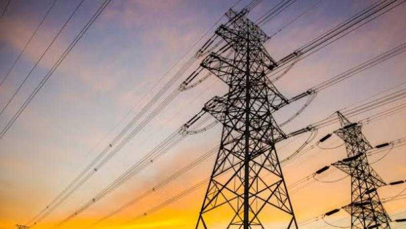 الحكومة: لا تخفيف أحمال في الصيف.. والمخزون الاستراتيجي للسلع والبترول آمن تماما