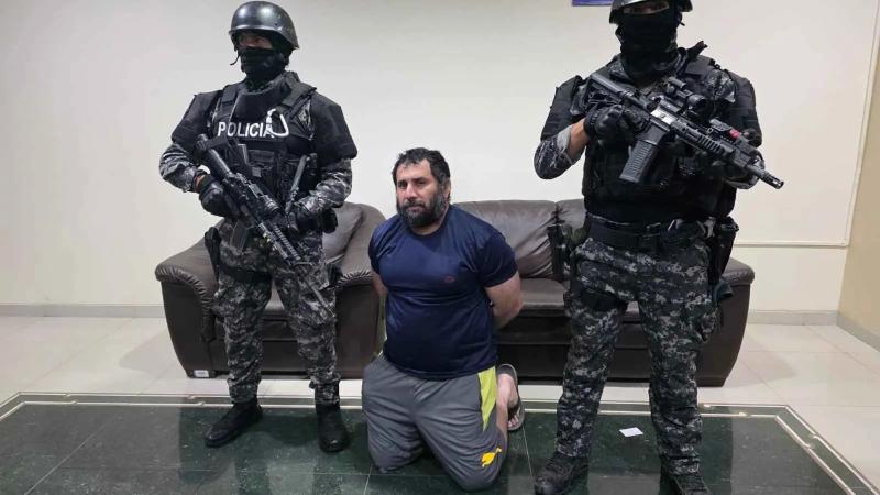 اعتقال ”فيتو” زعيم أخطر عصابة في الإكوادور (فيديو)