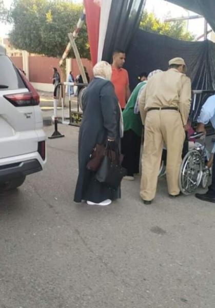 خط أحمر