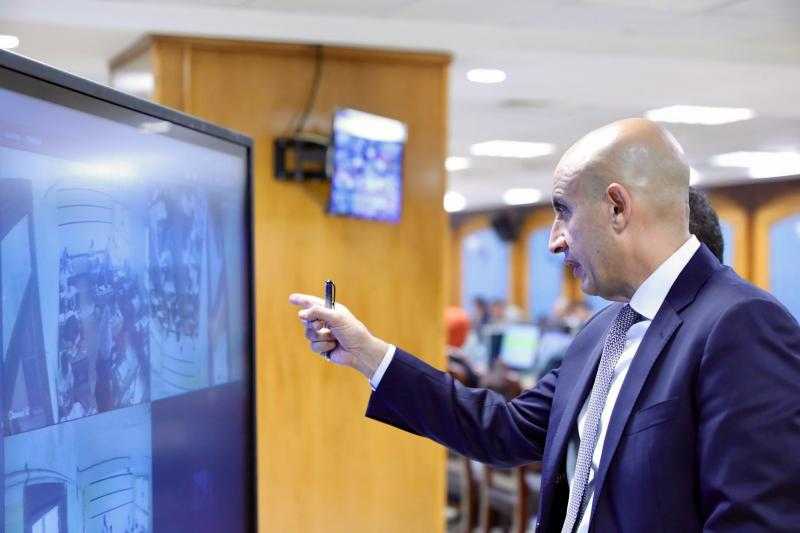 التعليم تستعرض تقرير غرفة العمليات في خامس أيام الثانوية العامة.. والوزير يشيد بجهود القائمين على الامتحانات