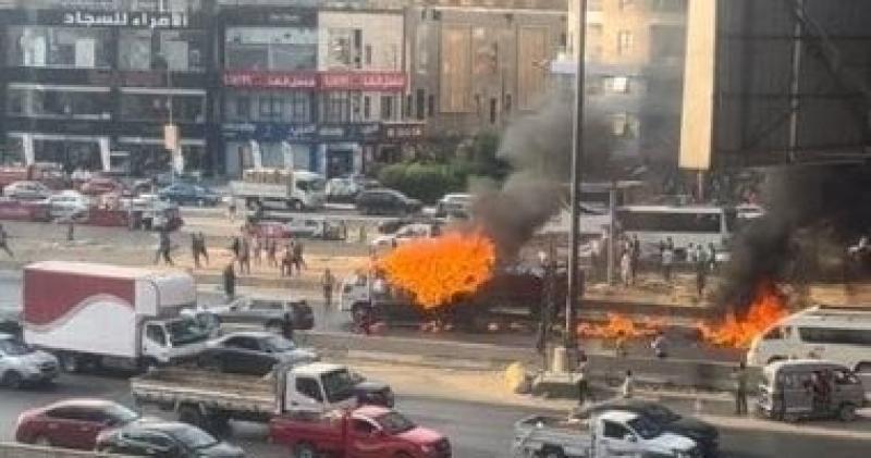 النيران تلتهم حمولة كتان بجوار محطة وقود بسبب ماس كهربائى فى الغربية