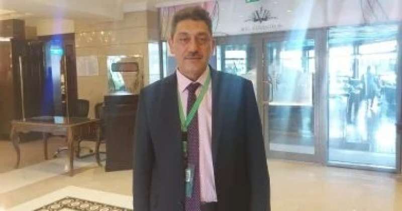خط أحمر