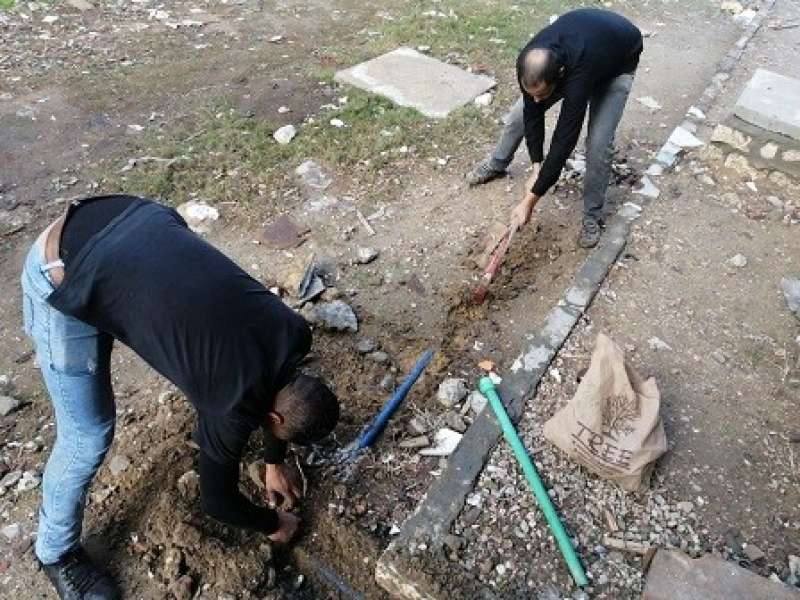 خط أحمر