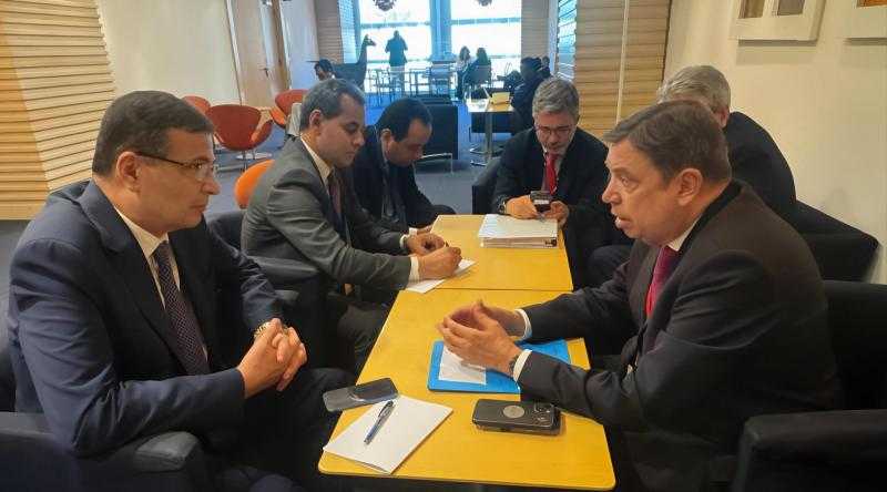 على هامش اجتماعات روما.. وزير الزراعة يبحث مع نظيره الأسباني تعزيز التعاون المشترك بين البلدين