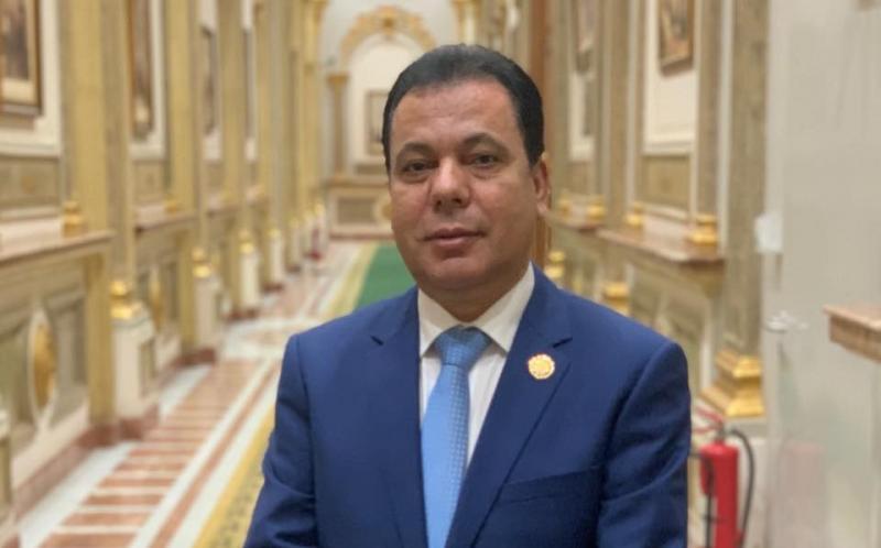 خط أحمر