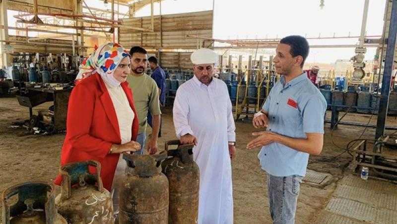 غرفة مطروح والتموين ينفذان حملة مفاجئة على المطاحن ومصنع غاز