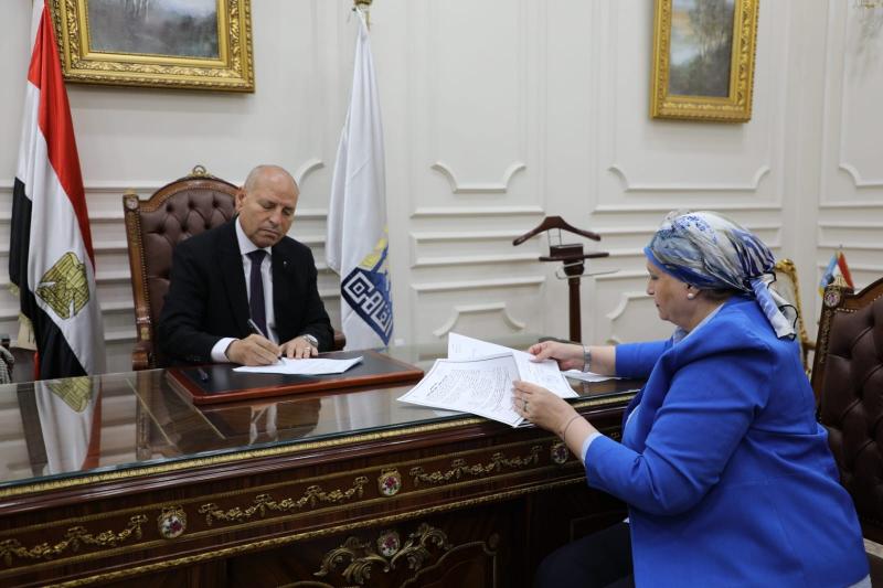 محافظ القاهرة يعتمد تنسيق القبول بالثانوي العام