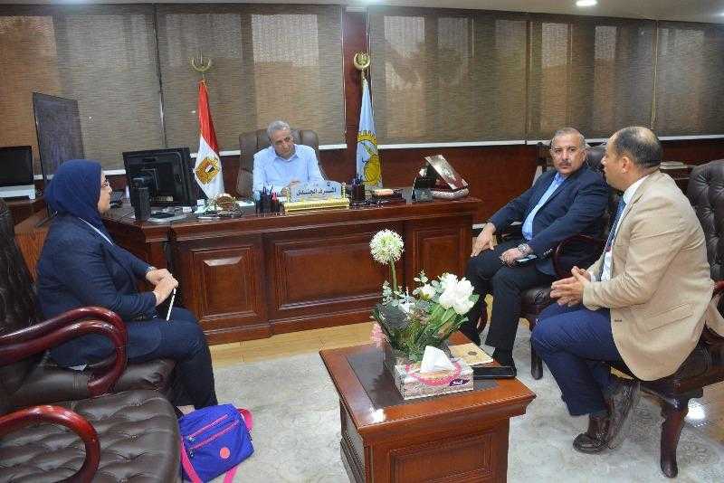 محافظ الغربية يناقش خطة دعم التكتلات الاقتصادية الواعدة