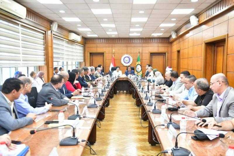 نائب وزير الصحة تشارك في الاجتماع الإقليمي للسكان بمحافظة الدقهلية