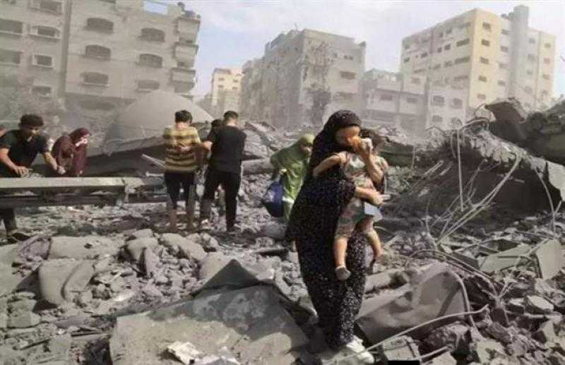 شهداء وإصابات بين الأطفال بمخيم النصيرات جراء غارات الاحتلال على وسط قطاع غزة