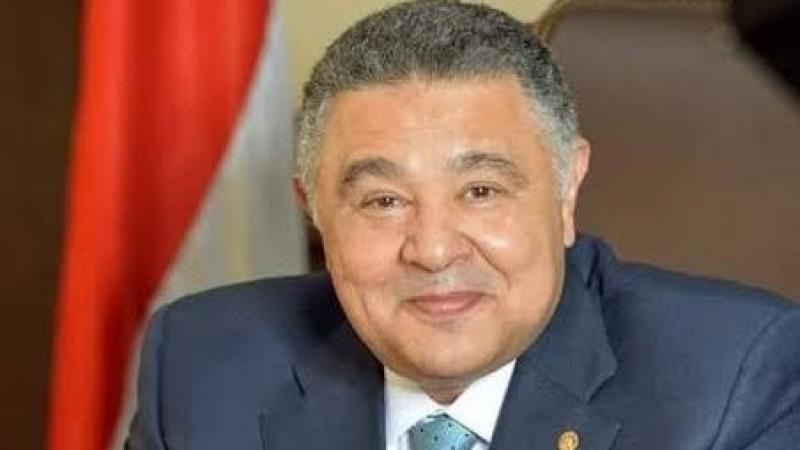 محافظ البحر الأحمر يكشف الأسباب الحقيقية وراء غرق الحفّار البحري بمنطقة جبل الزيت بخليج السويس